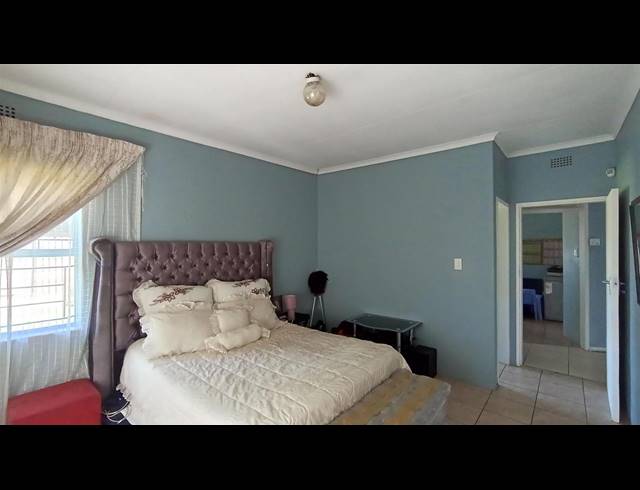 3 BEDROOM FREESTANDING FOR SALE IN BIRCHLEIGH NORTH